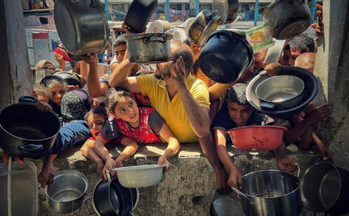 lining up for food in gaza